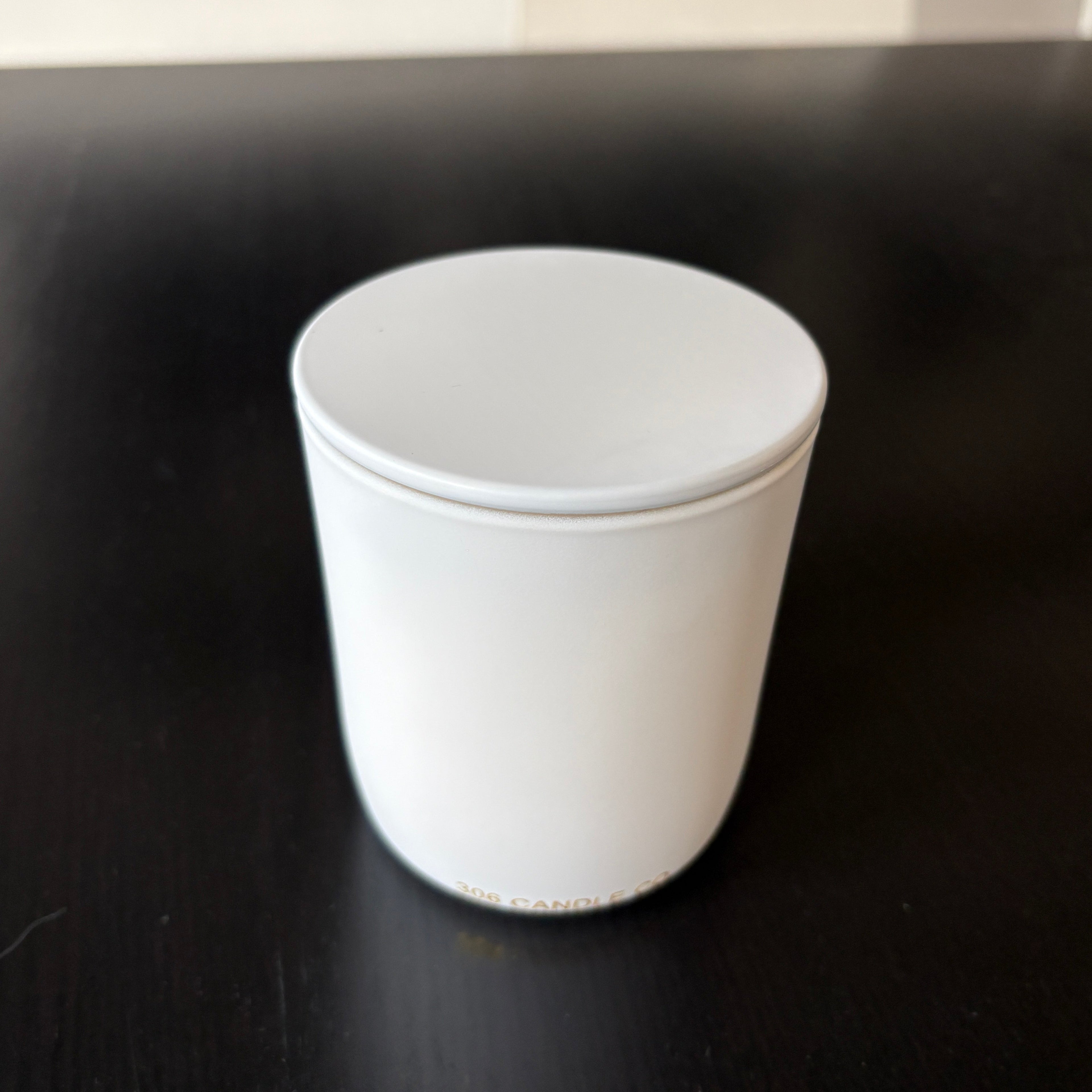 Lid for wood wick candle