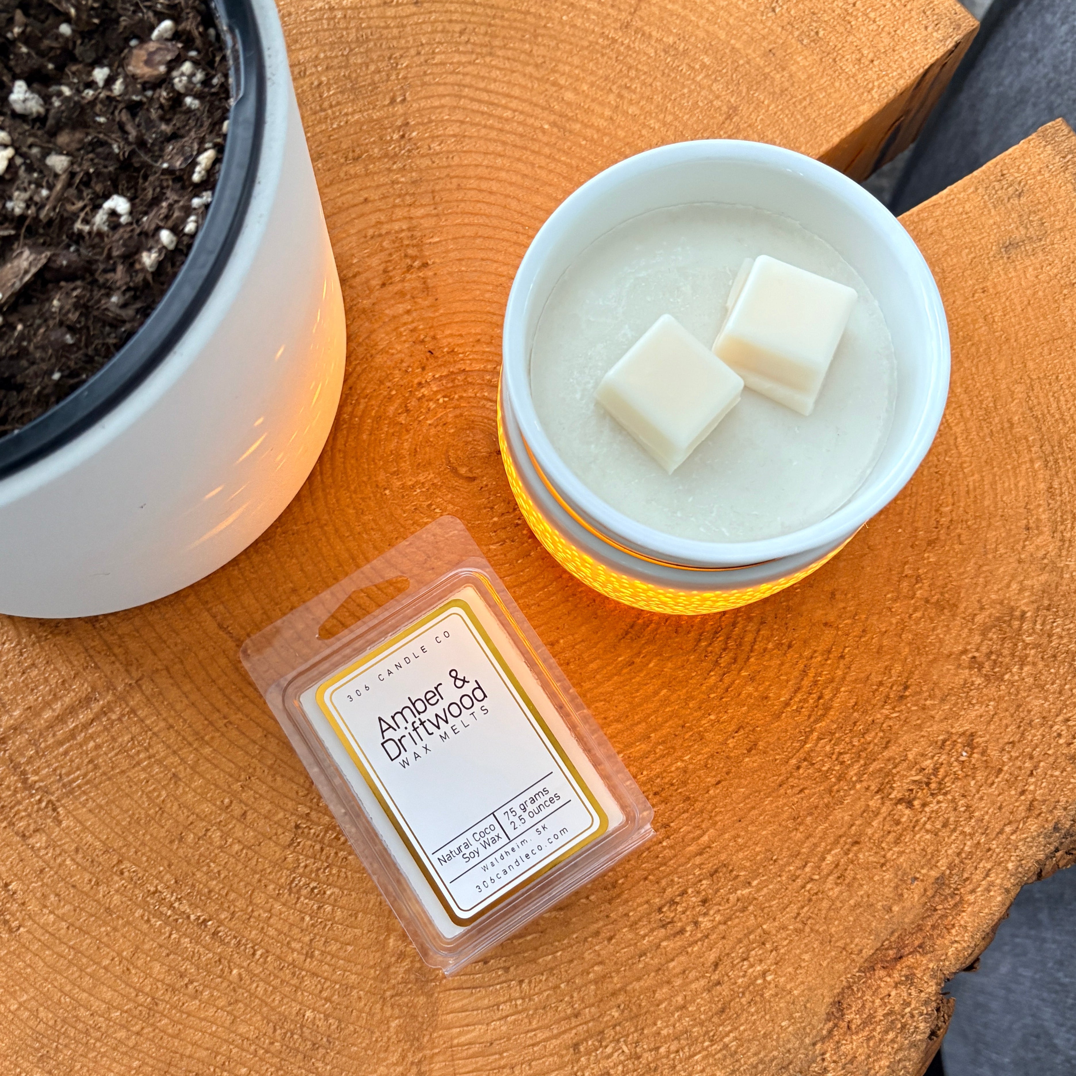 Amber & Driftwood Wax Melts - coconut soy wax, clean burning, made in Canada